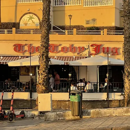 Oasis By The Ocean With Sea Views דירה אדחה