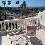 Apartmán Oasis 1-bedroom Ocean View Large Terrace Pool Full Kitchen