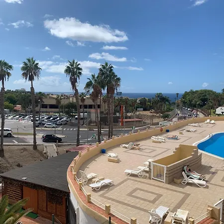 Oasis By The Ocean With Sea Views Apartment