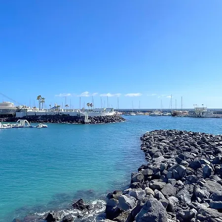 Oasis By The Ocean With Sea Views Apartment